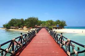 6 Days Prison, Mnemba & Zanzibar Island Tour